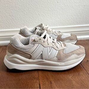 New Balance 57/40 Sneakers Unisex 8.5 W/ 7 M, Cream Taupe